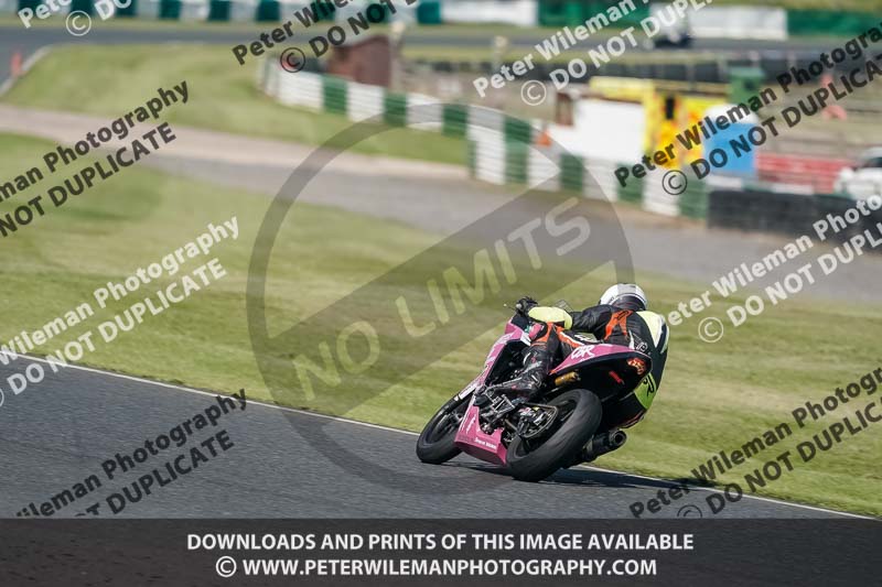 enduro digital images;event digital images;eventdigitalimages;mallory park;mallory park photographs;mallory park trackday;mallory park trackday photographs;no limits trackdays;peter wileman photography;racing digital images;trackday digital images;trackday photos